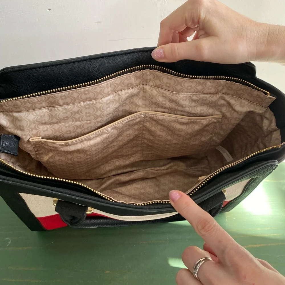 Charming Charlie Elegant Tricolor Bag - Picture 4 of 5